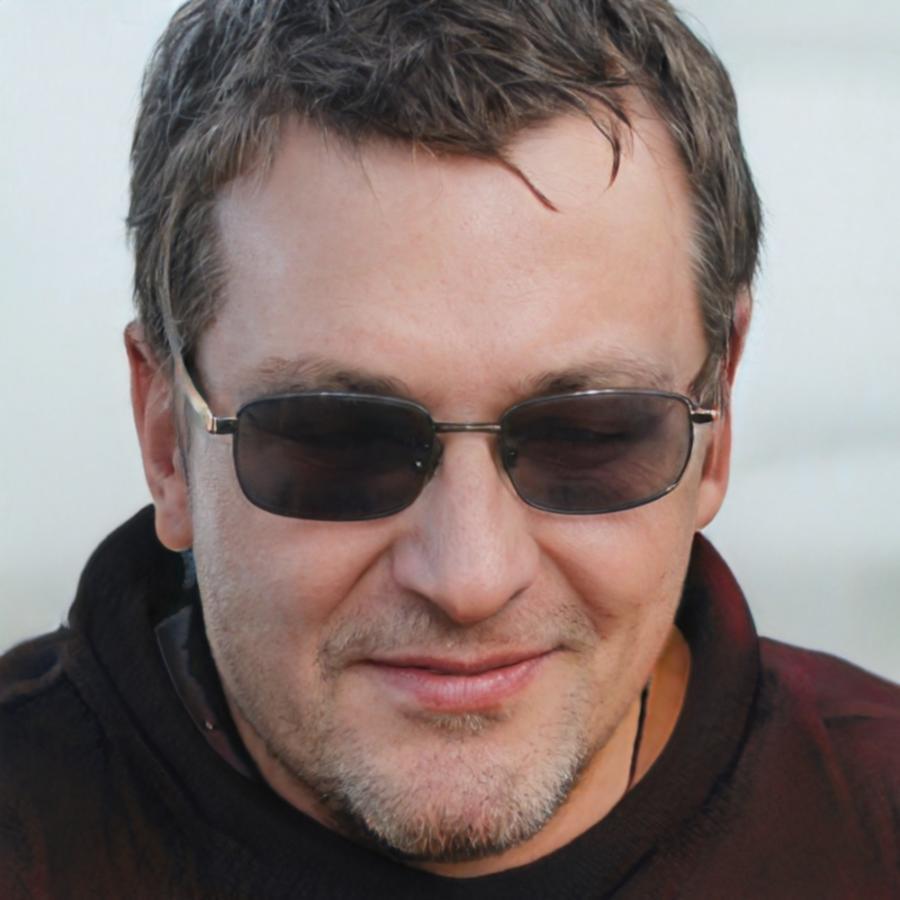 Finanční instruktor Martin Novák